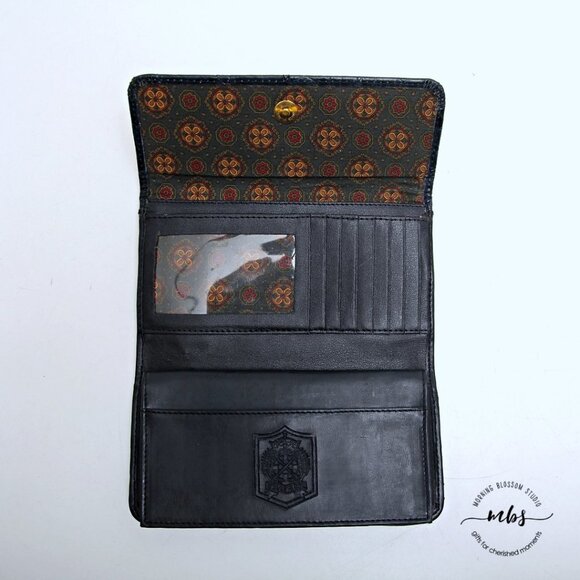 Belle Rose Vintage Crossbody Bag and Clutch - Picture 13 of 15